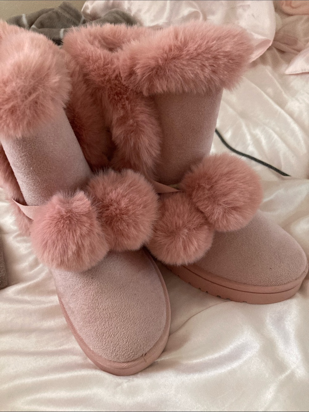 Women's Pink Faux-Fur Pom Pom Winter Boots